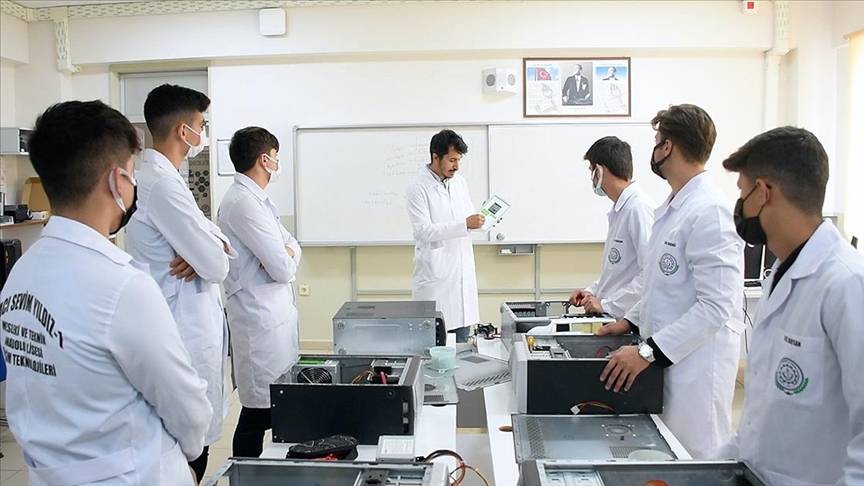 Günlük 1.100 TL kazanma fırsatı! 15-55 yaş arası herkes başvurabiliyor! 1